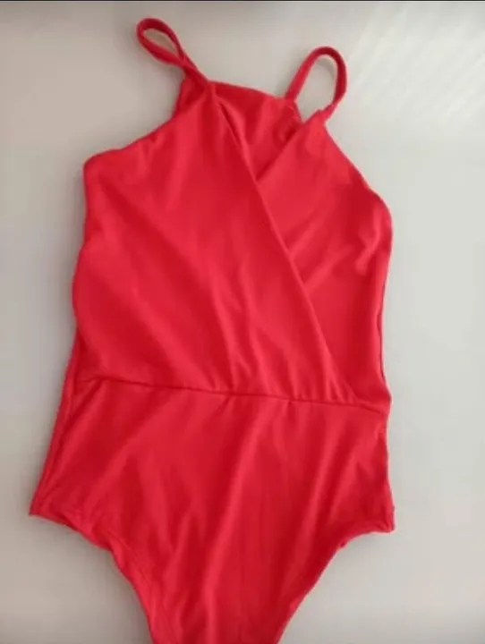 Body Vermelho - Tamanho M - Novo