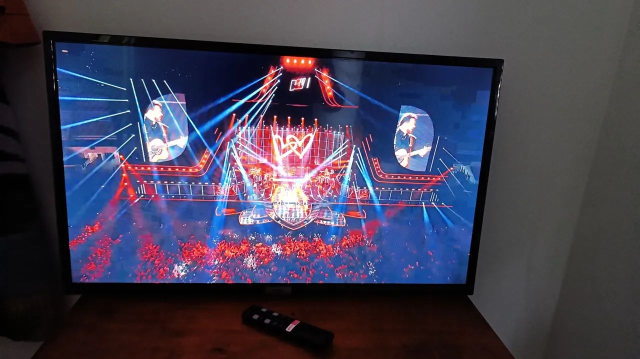 TV SEMP TCL SMART ANDROID 32 - Foto 3