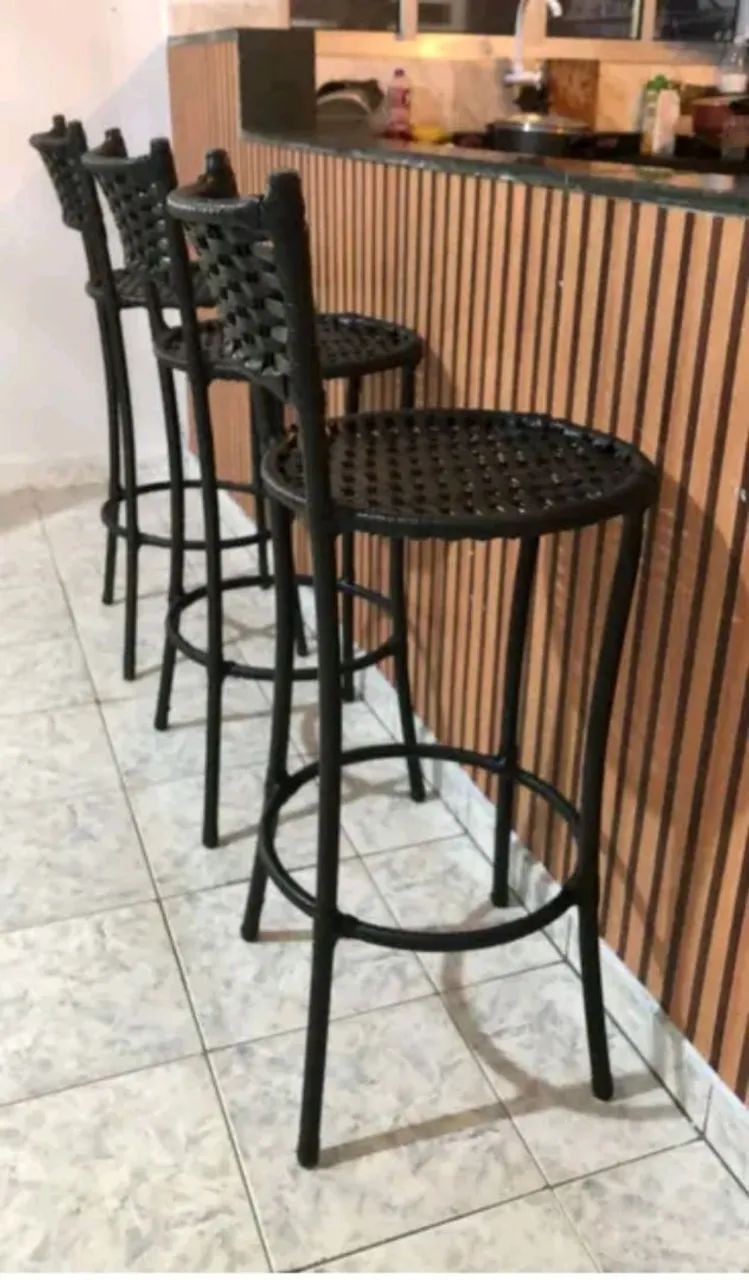  Banquetas de Bar e cozinha Americana em Rattan Marrom  - Foto 4