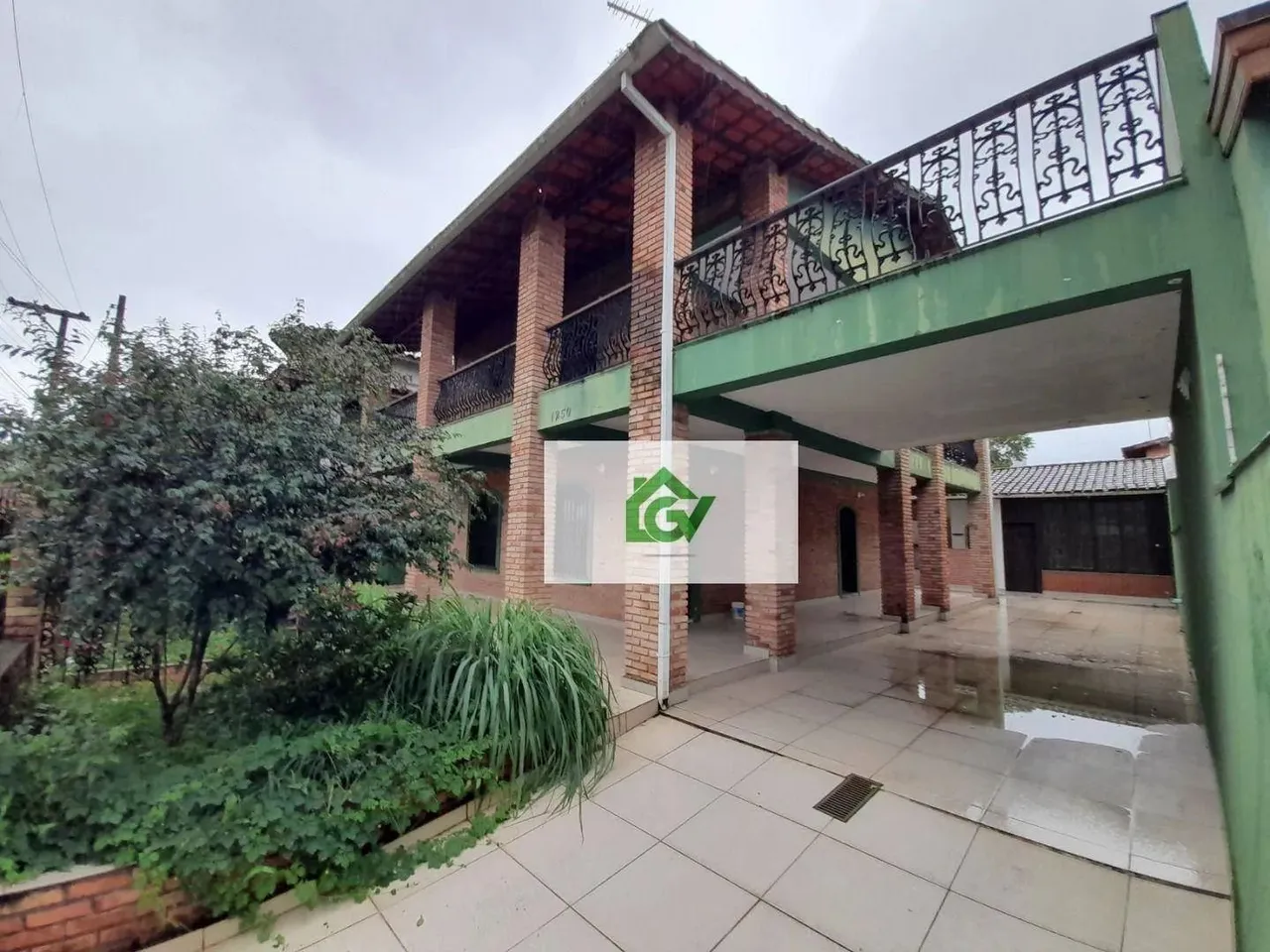 Casa com 3 dormitórios à venda, 248 m² por R$ 1.250.000,00 - Indaiá - Caraguatatuba/SP