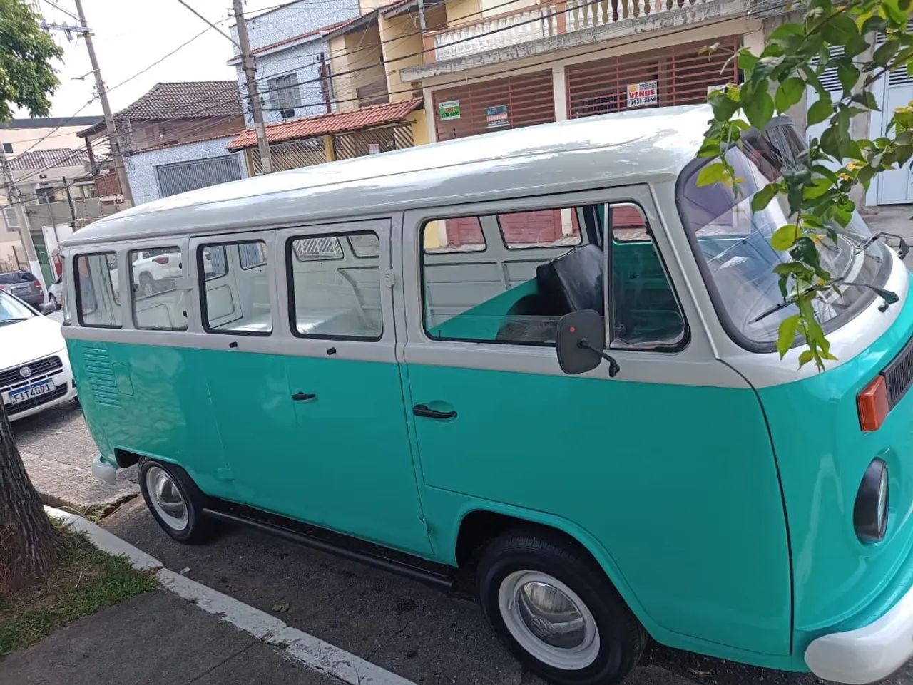 Volkswagen Kombi Standard/ Luxo/ Serie Prata 1978