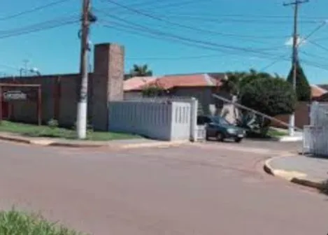 Casa em condomínio