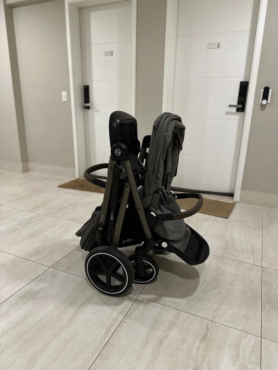 Carrinho de Bebê Duplo (Gêmeos)- Cybex Gazelle S - Foto 6