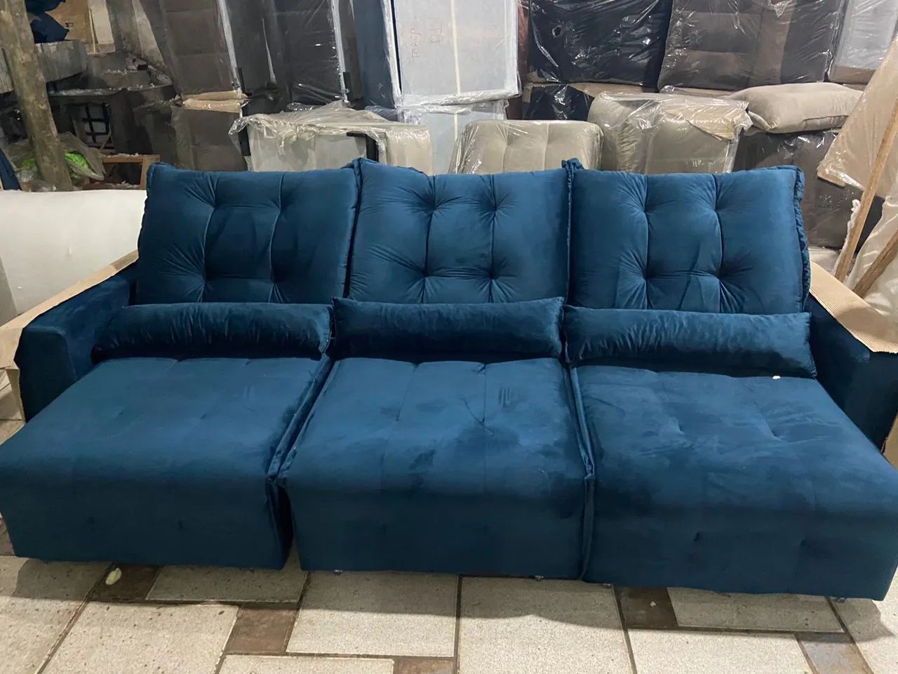 Sofá de 3 lugares azul - Conforto e estilo!