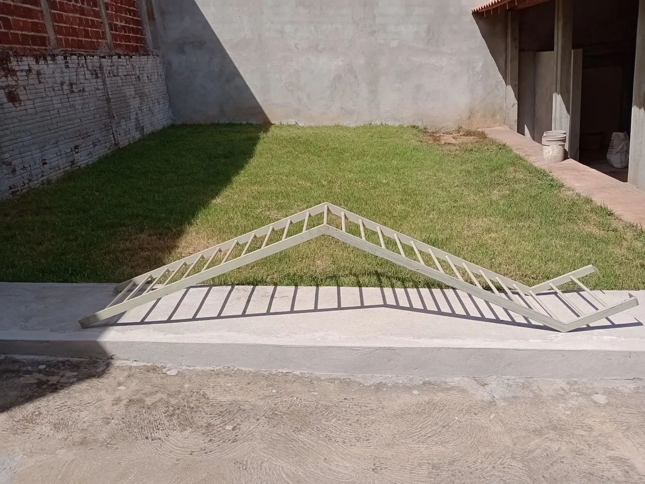 Grade Ferro 64840779617794122