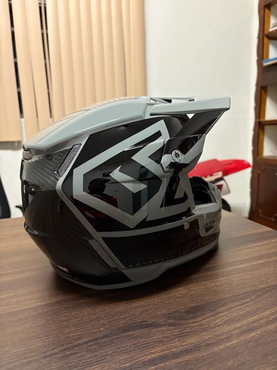Capacete 6D ATR-3 - Foto 2