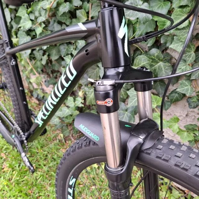 Bicicleta Seminova MTB Aro 29 Specialized Rockhopper Cinza Tamanho M - Foto 3
