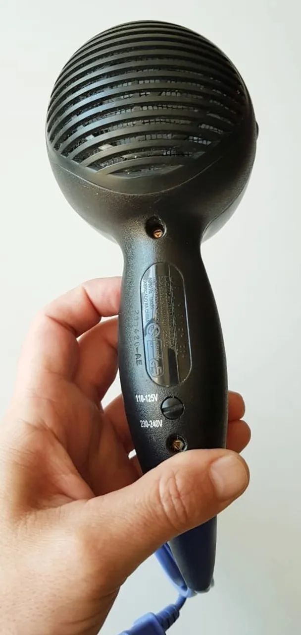 Com Defeito - Secador de Cabelo Black & Decker - Para Manutenção ou Aproveitamento - Foto 3