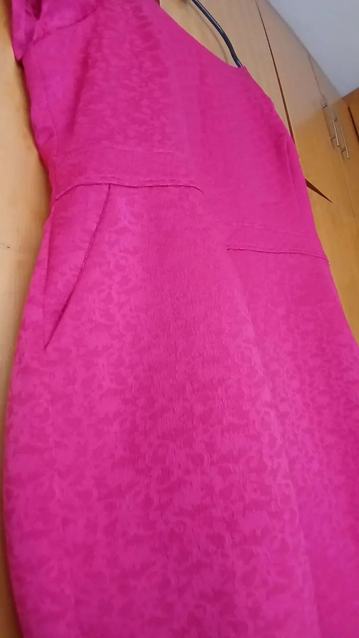 VESTIDOS EM ESTADO DE NOVO - Foto 2