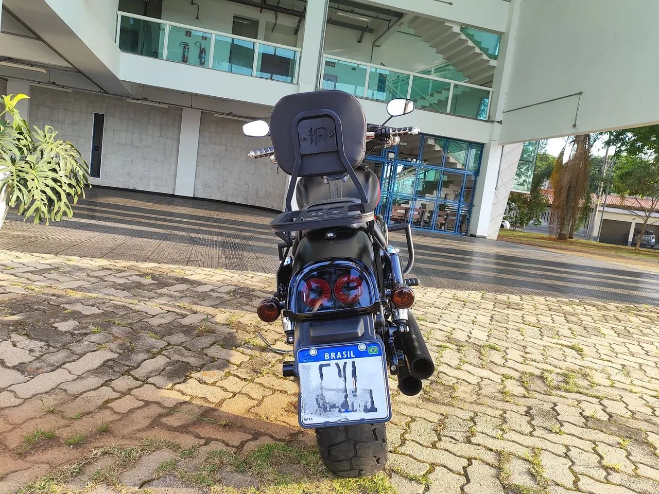 Harley Davidson FAT Bob 2016 com apenas 16 km - Foto 4