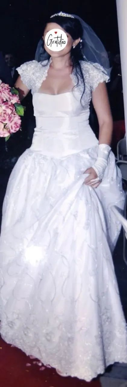 VESTIDO DE NOIVA USADO EM ÓTIMO ESTADO...  - Foto 2