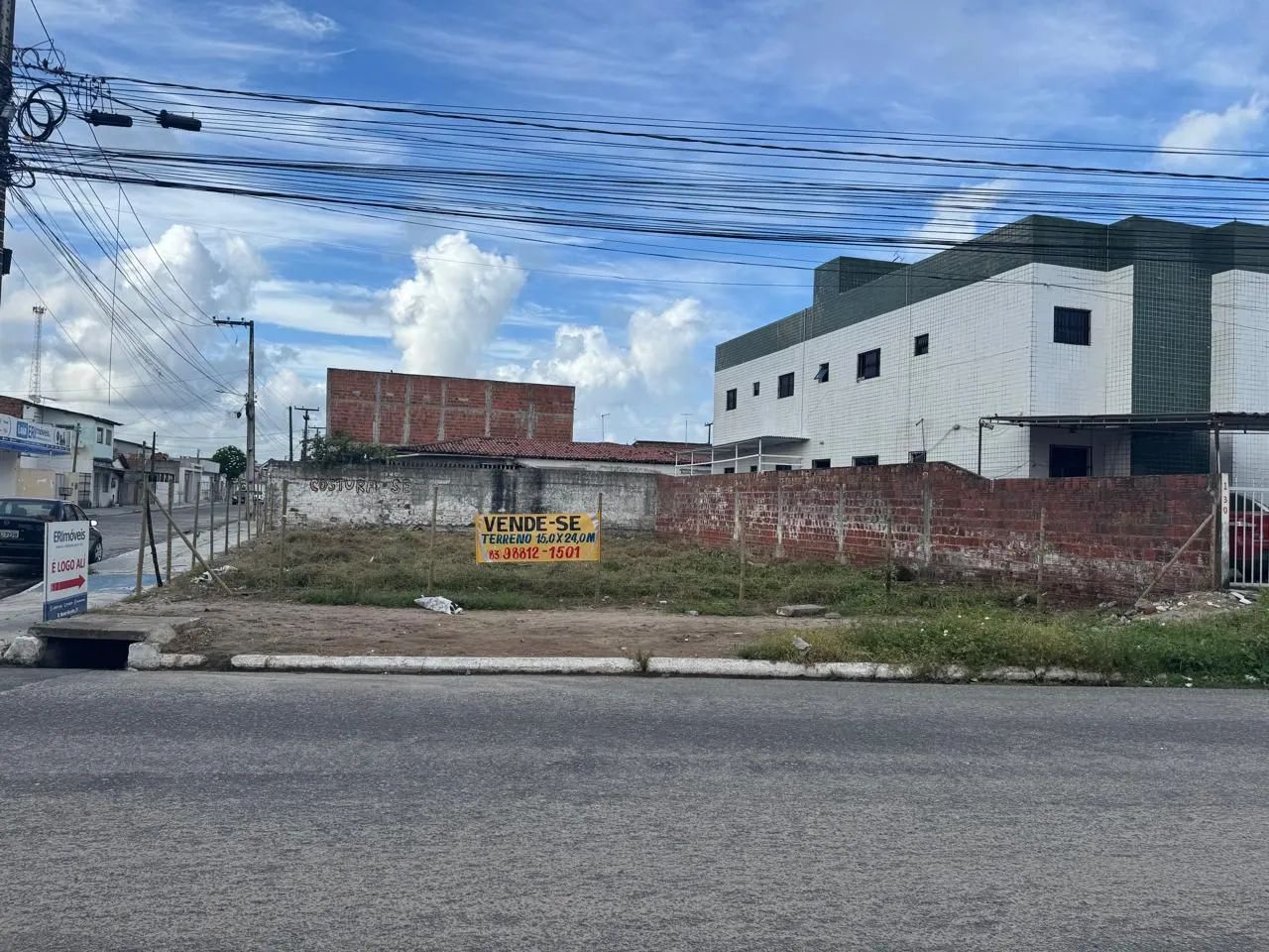 Baixei pra vender logo Excelente terreno paralelo a perimetral na entrada da rua do jarro