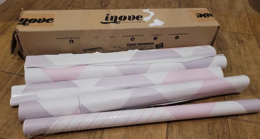 Papel de parede autoadesivo