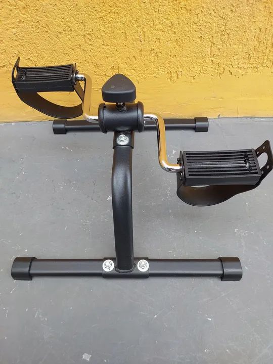 Mini Bicicleta Pedal Exercício Academia - Foto 2