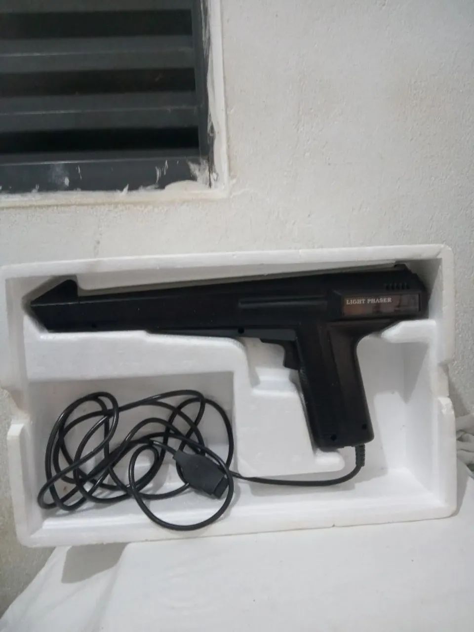 Pistola Light Phaser Sega Master System ( sem teste) - Foto 5