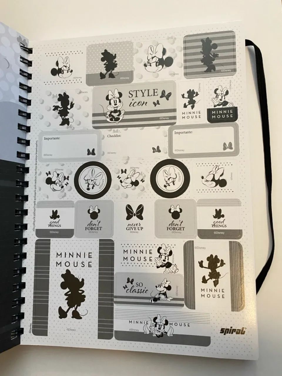 Caderno Minnie Mouse - 10 Matérias  - Foto 3