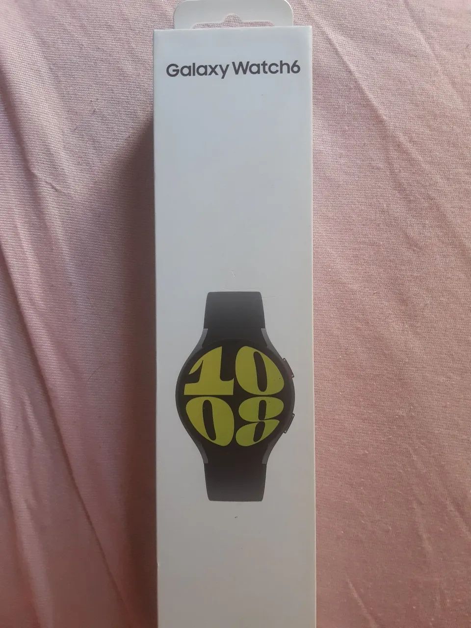 Selling Galaxy Watch 6 smartwatch