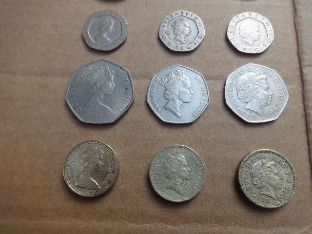 Coleção de Moedas Antigas da Rainha Elizabeth II - Foto 4