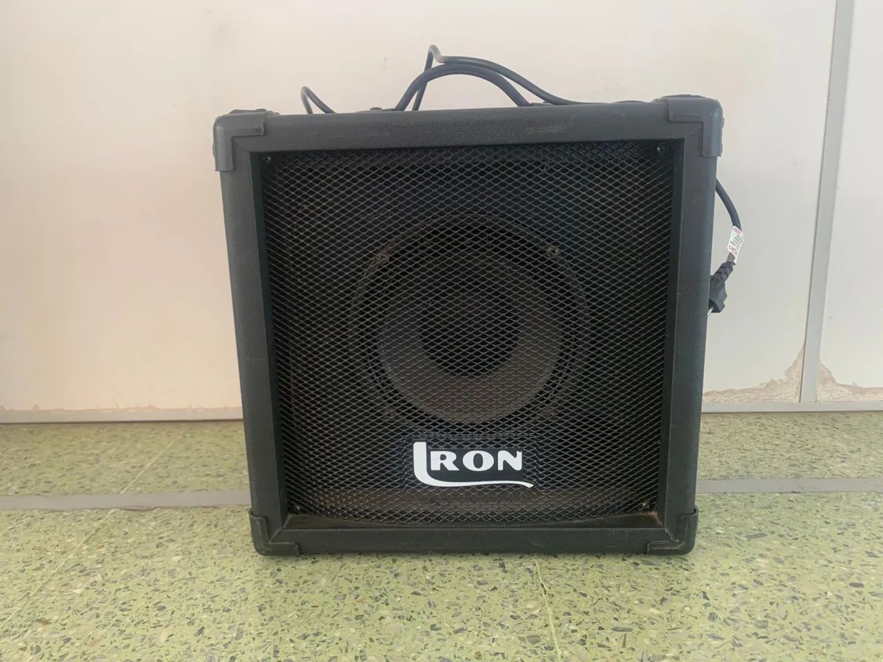 Cubo de Contrabaixo Iron 60CB - Foto 2