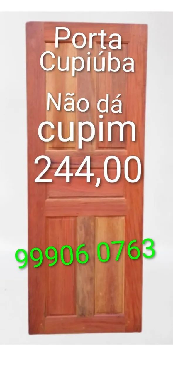 Porta de madeira de lei