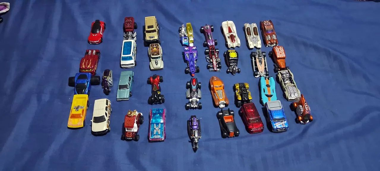 Lote de Carrinhos Hot Wheels