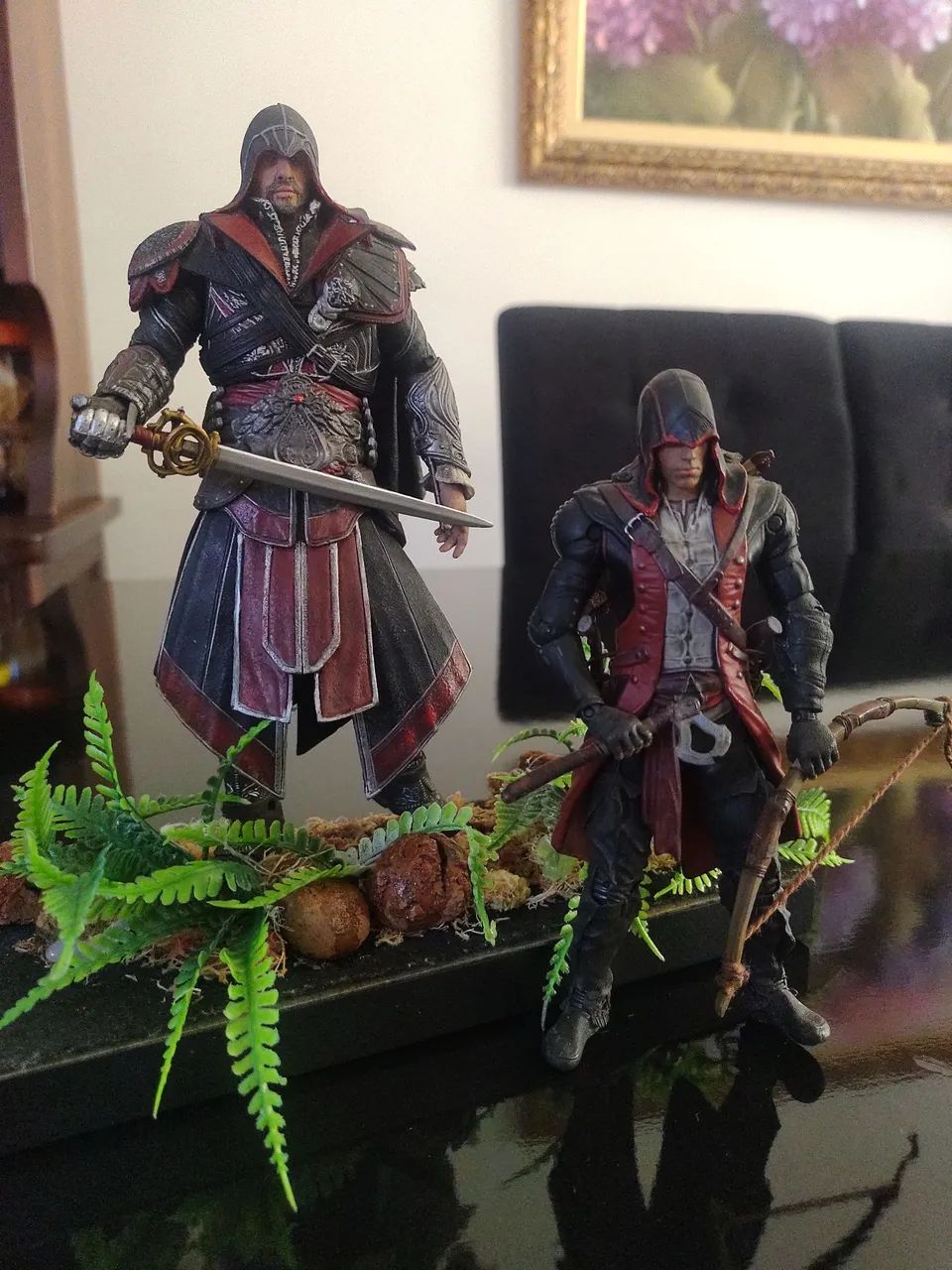 2 Action Figures Assassin's Creed Brotherhood e Black Flag  - Foto 4