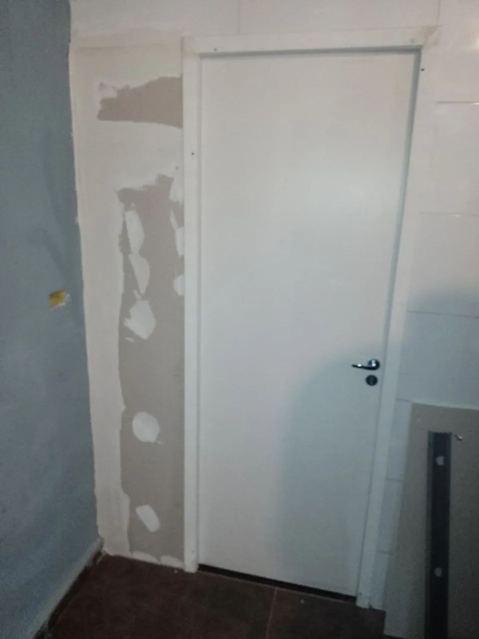 Instalação de portas e Janelas  - Foto 2