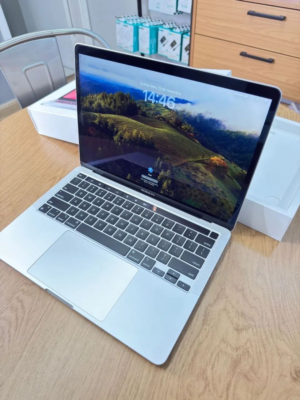 MacBook Pro M2 8GB 500GB 13インチ Apple notebook MacBook Pro de 13 polegadas: Chip M2 da Apple com