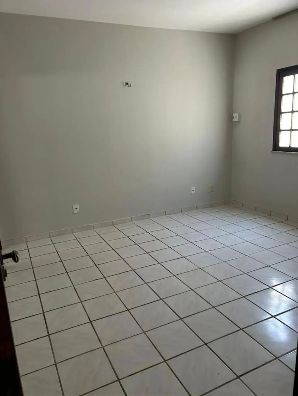 Alugo Ampla Casa com projetados 200m2 com 03 quartos na Aririzal Cohama - São Luís - MA - Foto 5