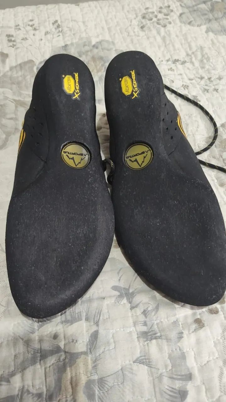 Sapatinha de escalada64314892337409121