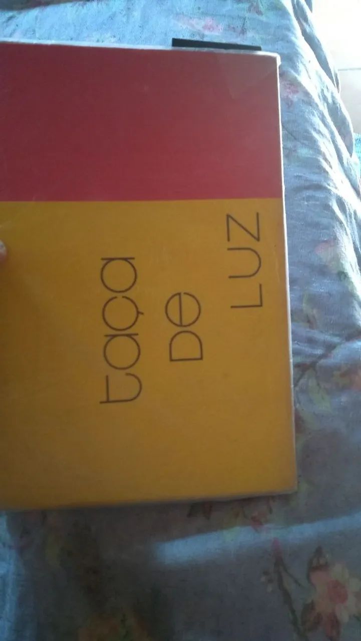 Livro 'Taça de Luz' - Foto 4