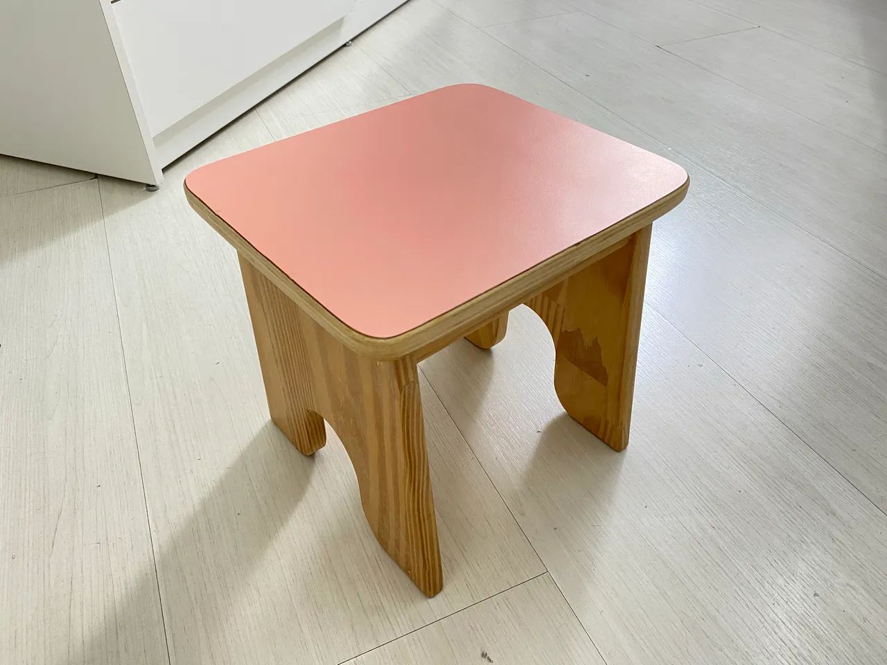 Mesa infantil com cadeira coelho  - Foto 4