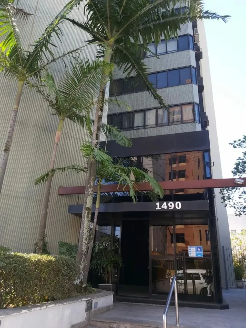 Salas comerciais à venda em São Paulo - Chácara Santo Antônio: 2 banheiros, 1 vaga de gara