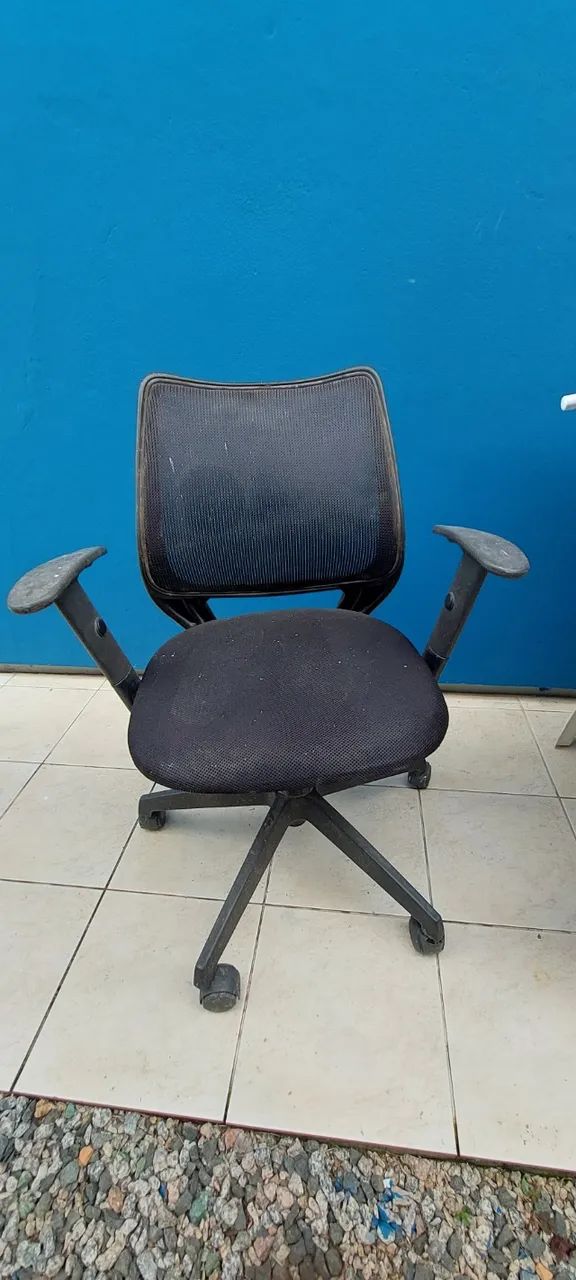 Cadeira de escritório 50 reais - Foto 2