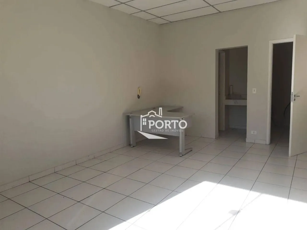 Sala comercial para alugar no bairro Alto em Piracicaba
