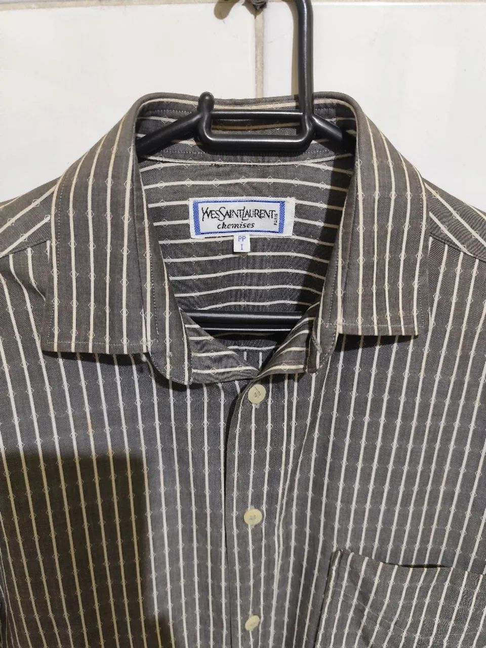 Camisa YSL Listrada - Tamanho M - Foto 2