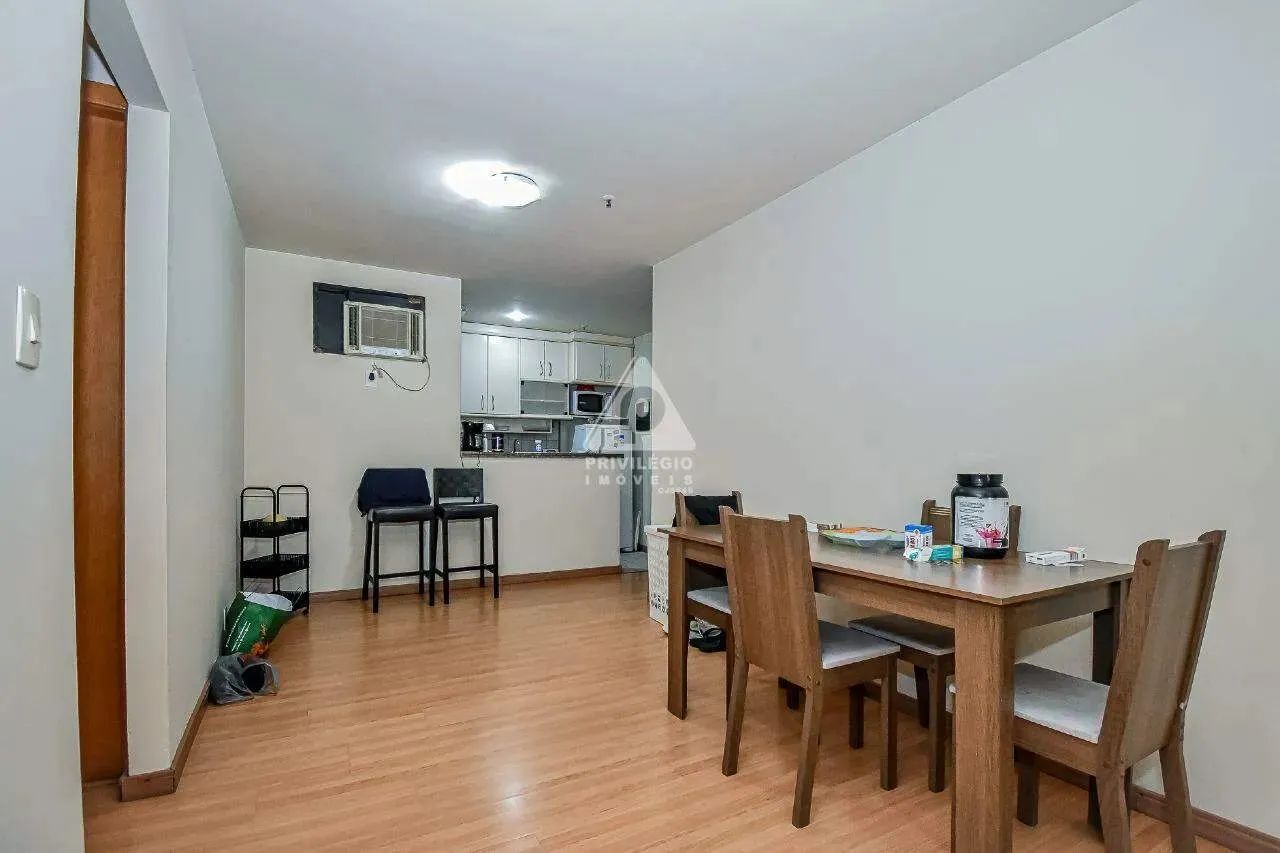 Flat 2 quartos com varanda e infraestrutura completa no Flamengo - Foto 4