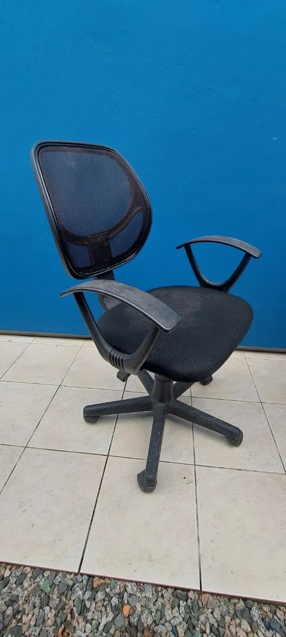 Cadeira de escritório 50 reais - Foto 4