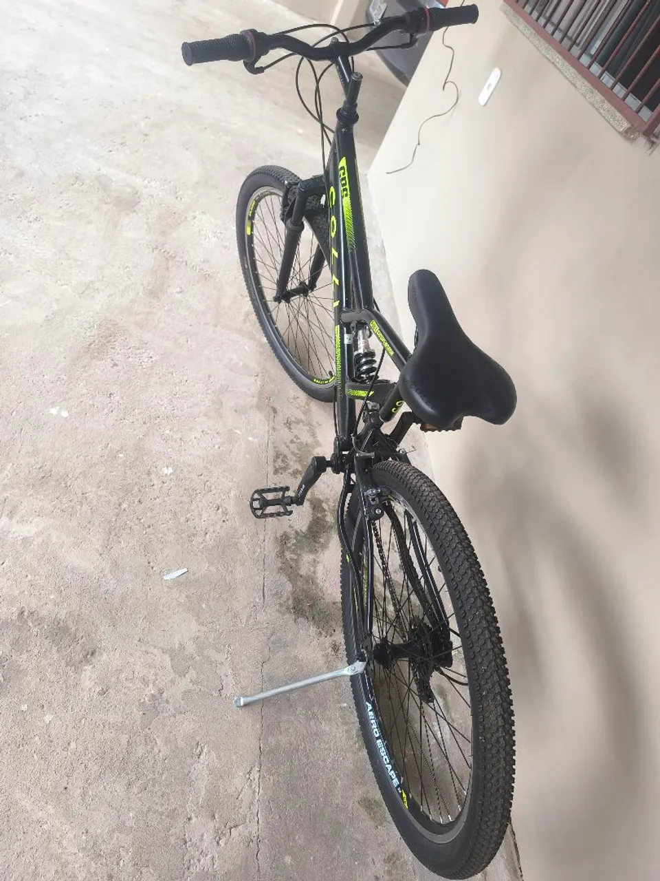 Bicicleta marca, colli Aro 26 com Marcha