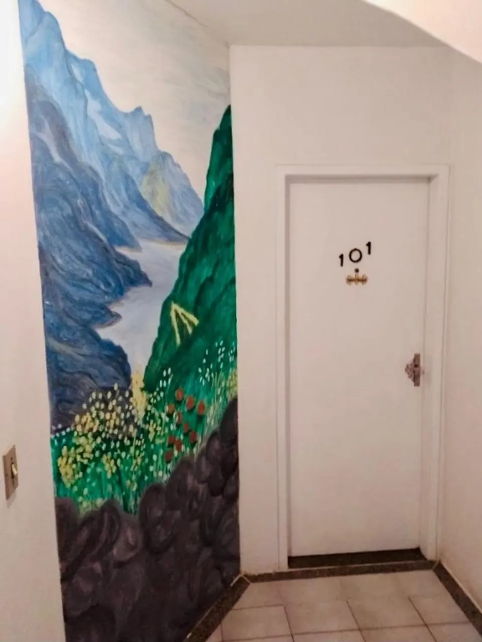 Alugo Excelentes Apartamentos e Kitnets em Jaguaruna/SC