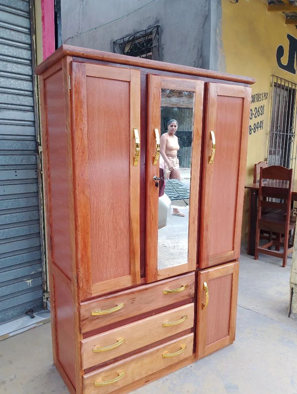 Guarda roupa de solteiro 3 portas novo. - Foto 5