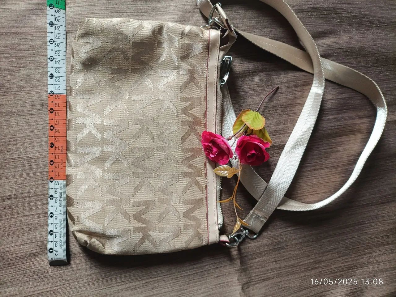 Bolsa transversal Michel Kros - em perfeito estado - original. - Foto 4