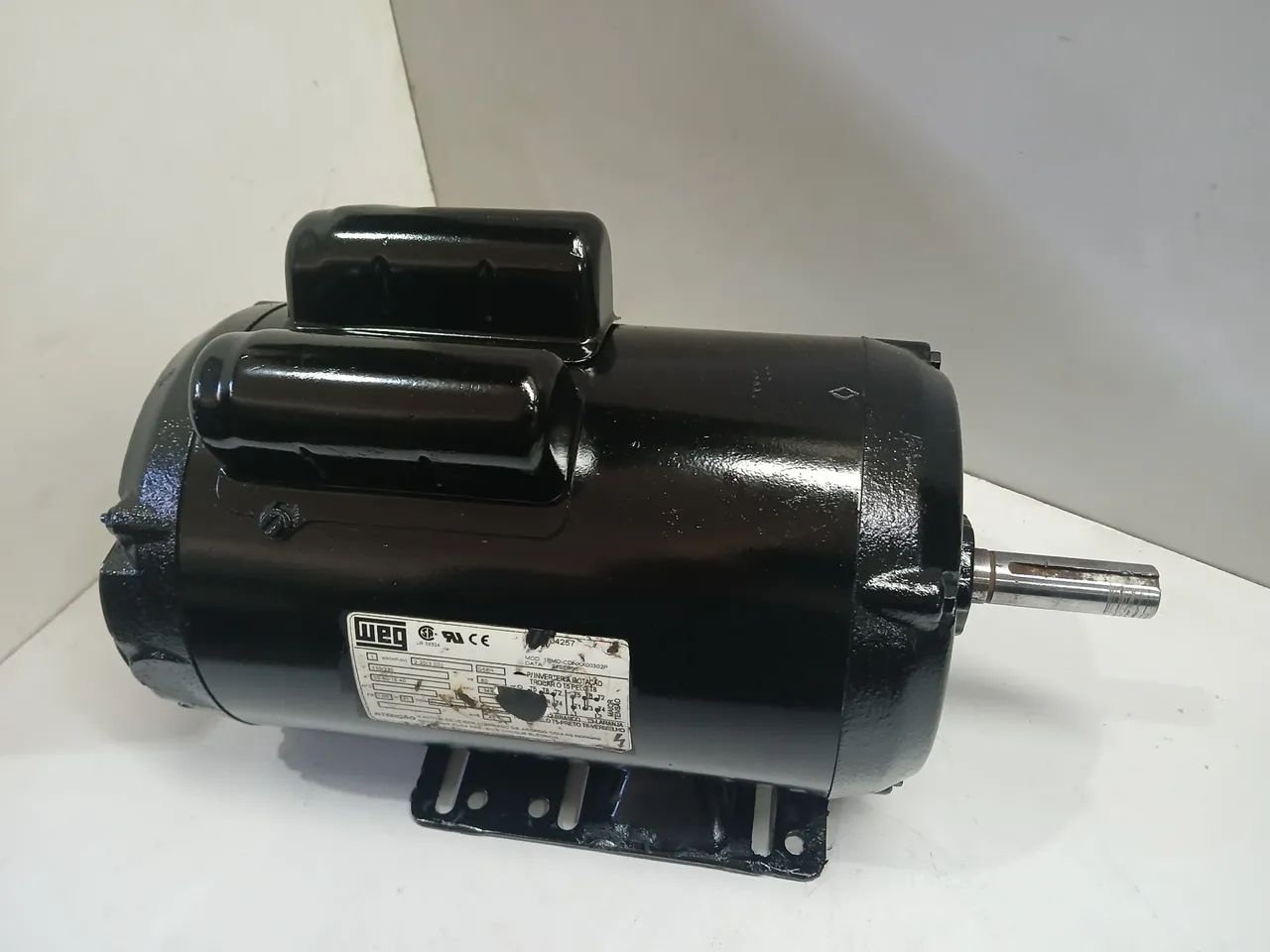 Motor elétrico weg monofásico 3 cv 2 pólos 