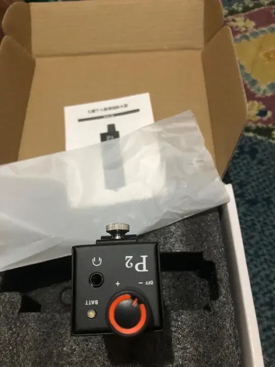 Monitor de Palco para fones XLR/P10 Saída P2