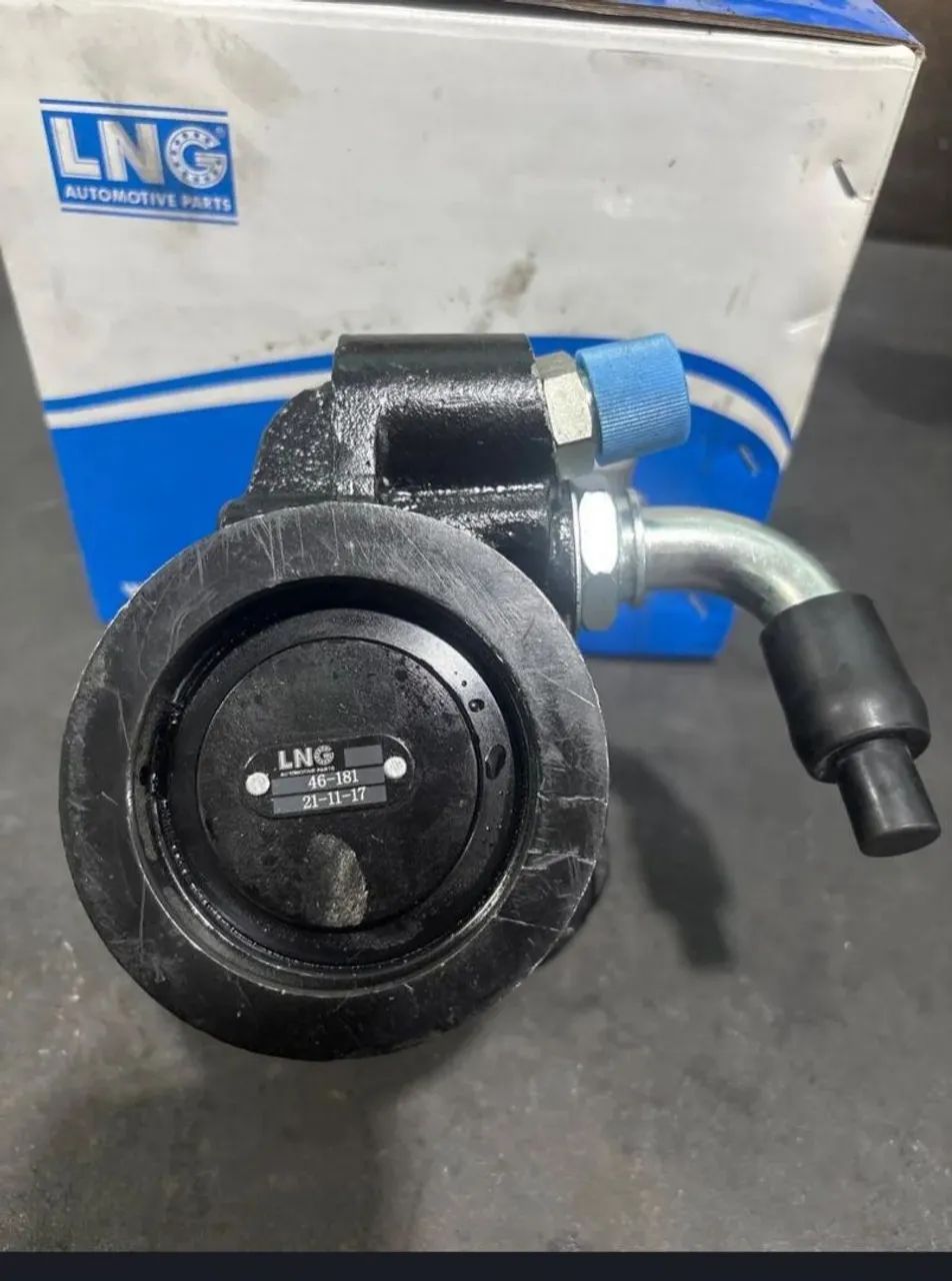 Bomba de direção hidráulica Ford cargo 