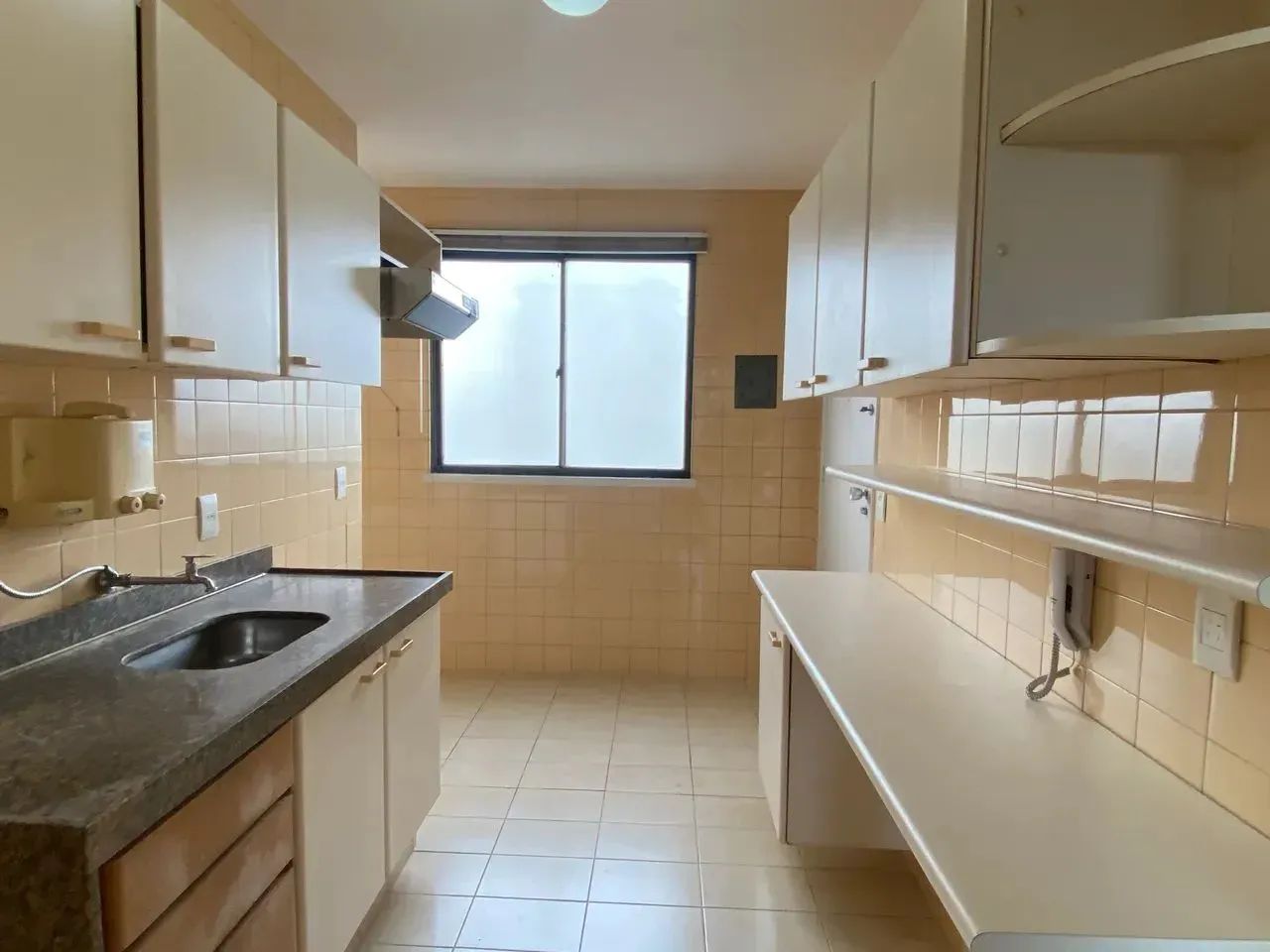 Imóvel para aluguel possui 115 metros quadrados com 3 quartos - Foto 4