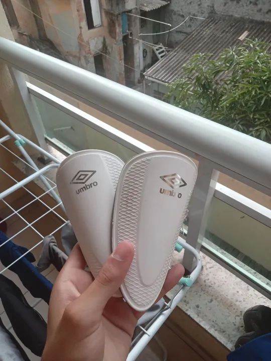 Chuteiras Umbro Mutant - Tamanho 40/41 pouca usada  - Foto 4