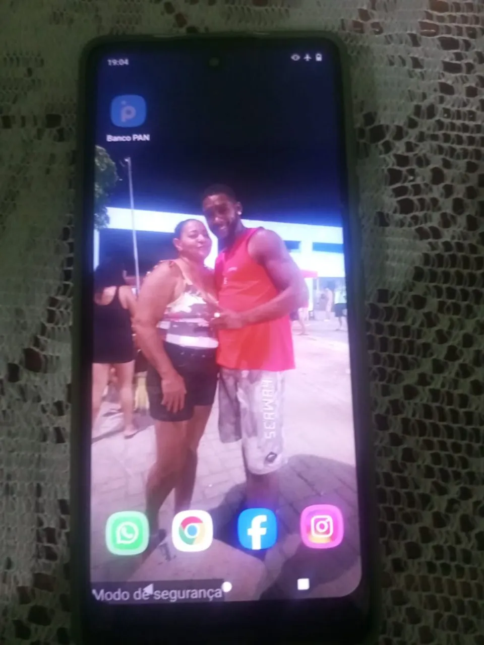 Celular em perfeito estado era meu de uso mais comprei outro.entrar em contato *47