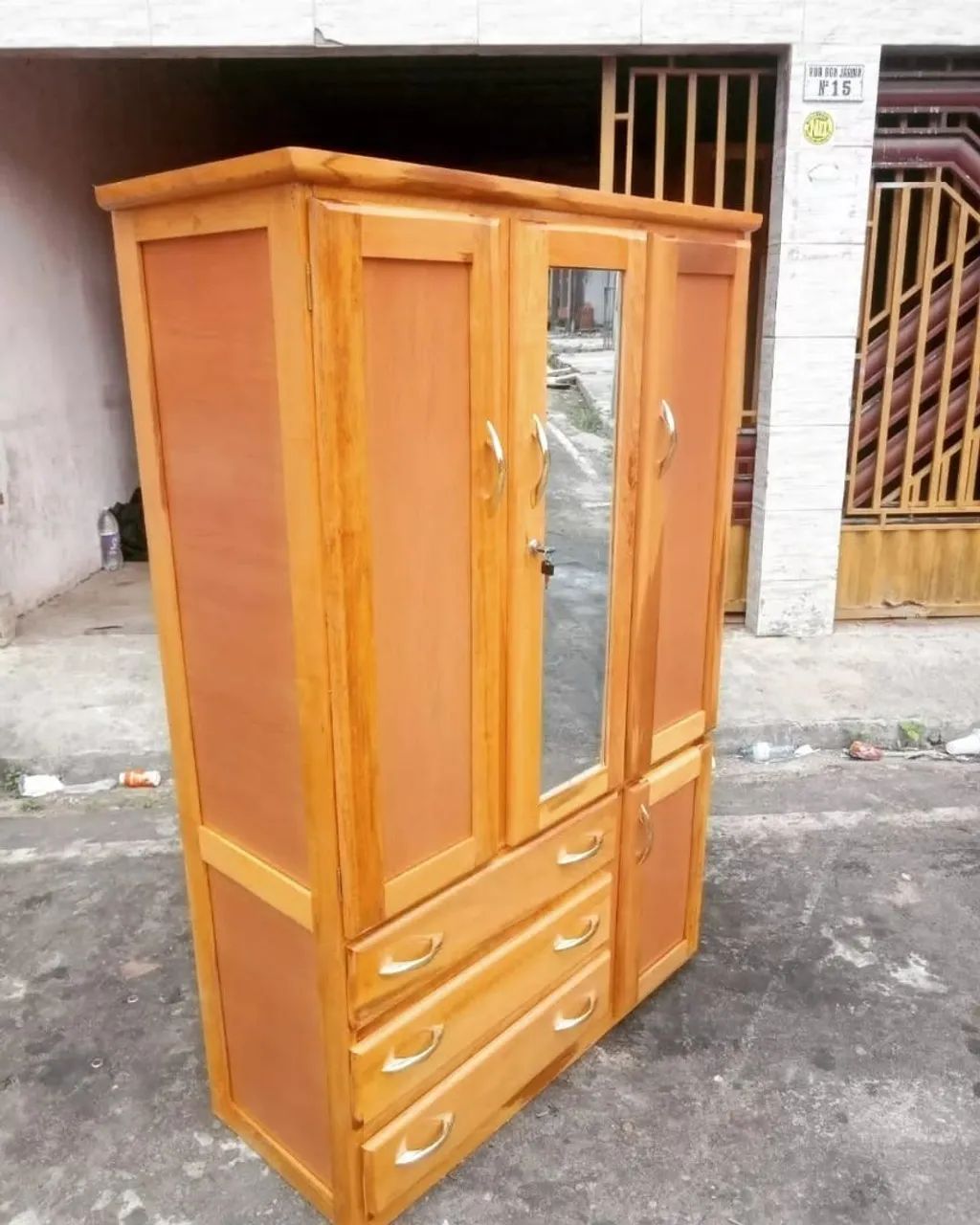 GUARDA ROUPA DE 3 PORTAS NOVO  - Foto 3