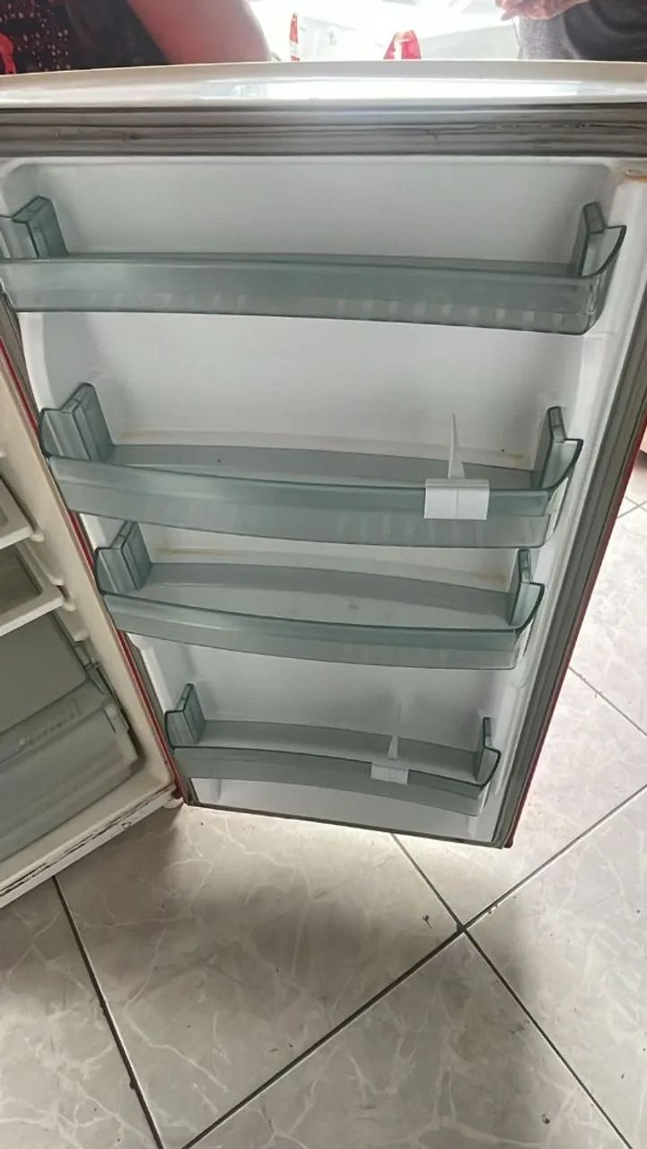 Geladeira Duplex Vermelha - Foto 3